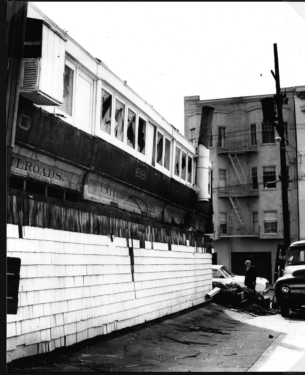 House made of cable car trailers