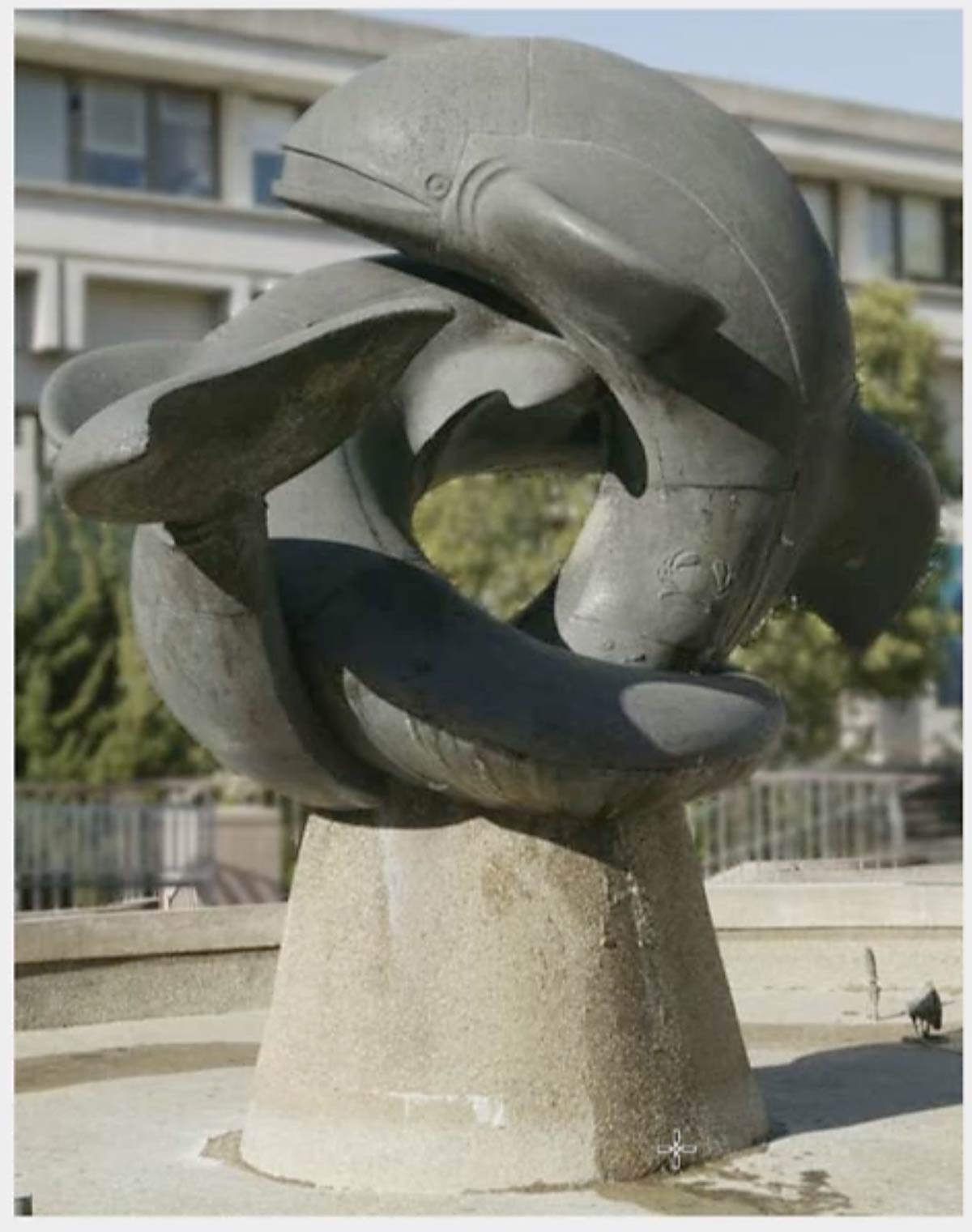 whales sculpture