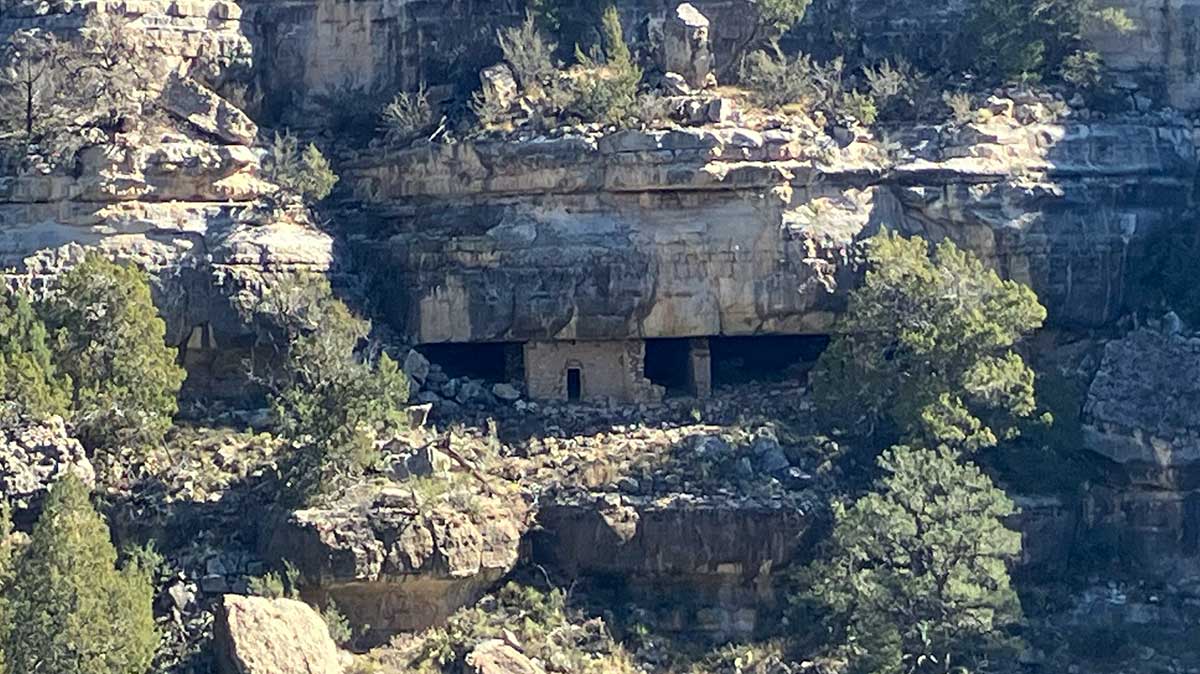 cliff dwelling