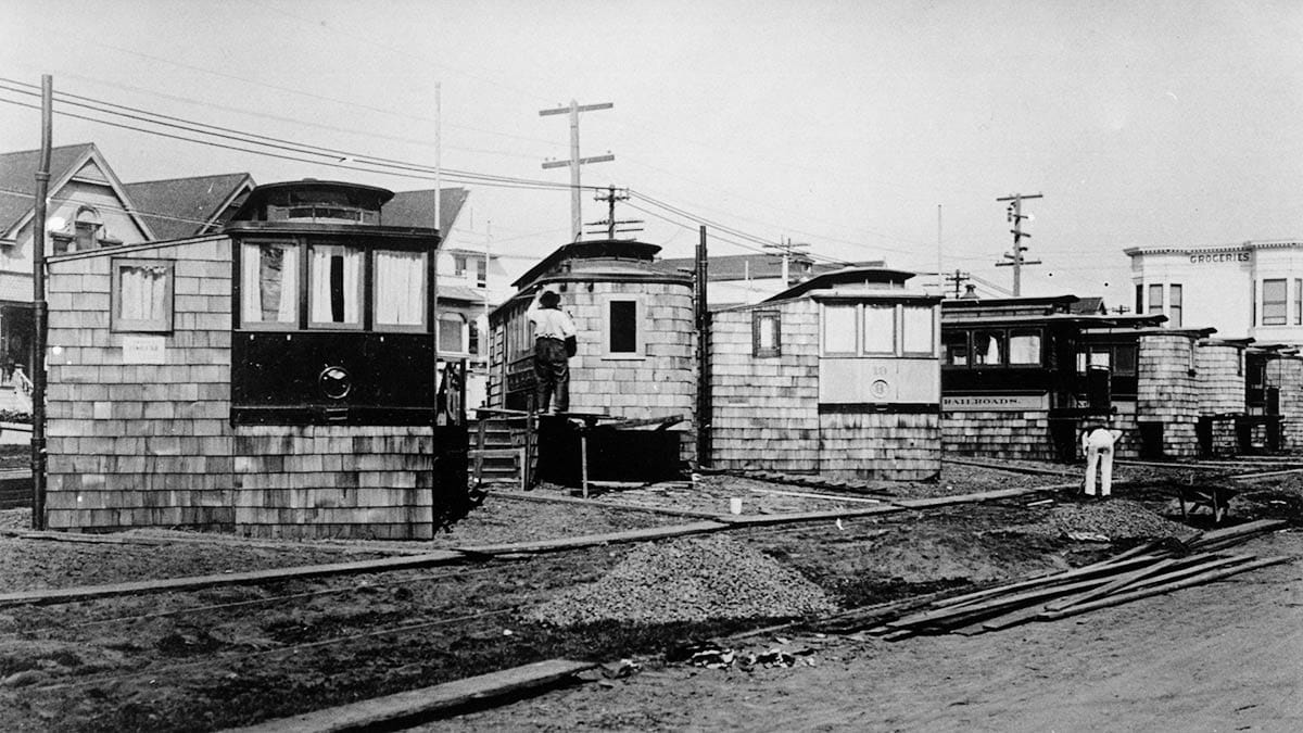 Cable-car houses