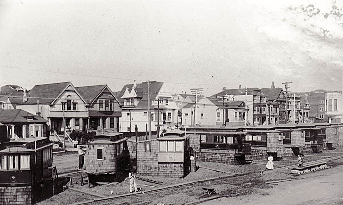 Cable-car houses